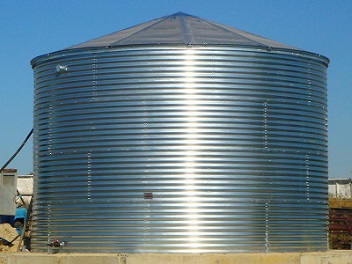 Tanks for water supply of human settlements